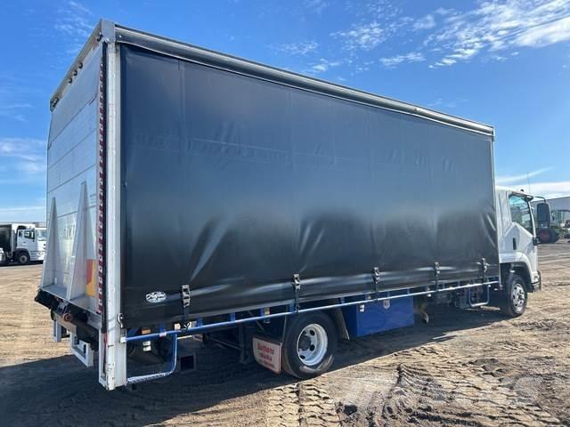 Isuzu FRR 600 Camiões caixa cortinas laterais