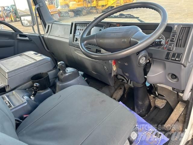 Isuzu FRR600 Plataformas aéreas montadas em camião