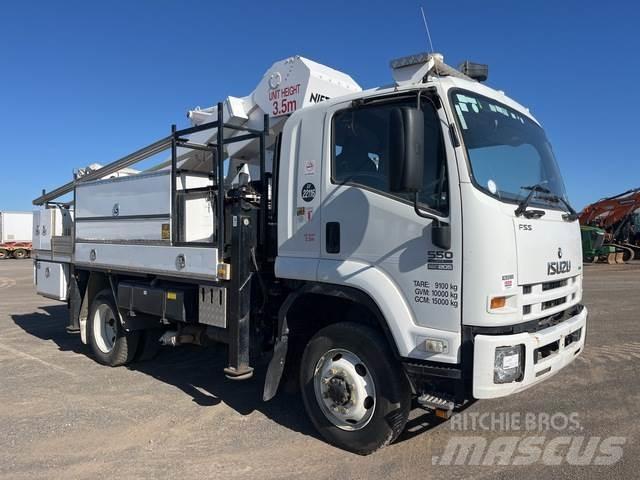 Isuzu FSS550 Plataformas aéreas montadas em camião