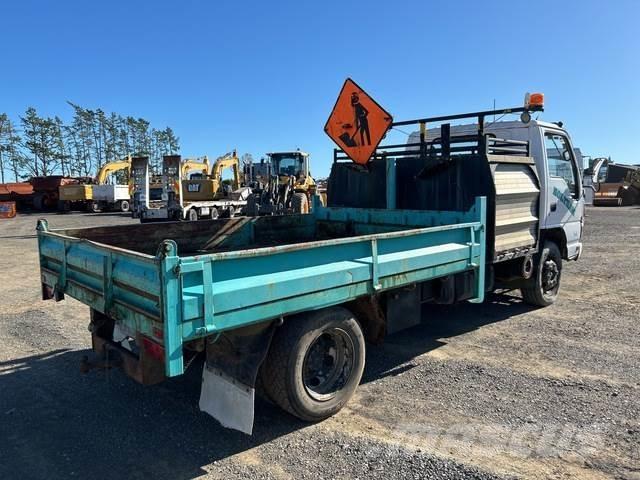 Isuzu NPR 450L Camiões varredores