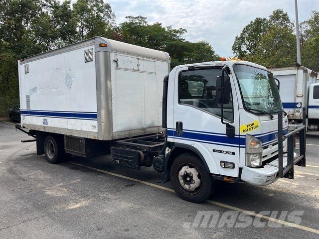 Isuzu NQR Caminhões de caixa fechada
