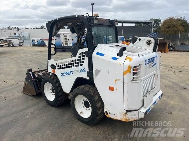 JCB 135 HD Minicarregadeiras