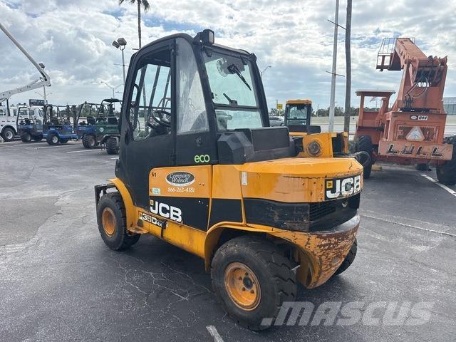JCB 35D 4X4 T4 Manipulador telescópico
