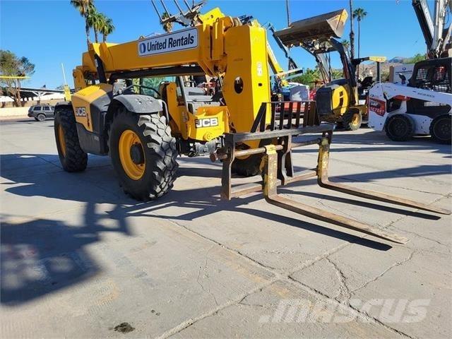 JCB 507-42 Manipulador telescópico