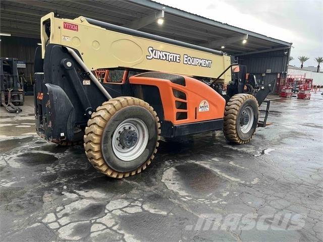 JLG 1055 Manipulador telescópico