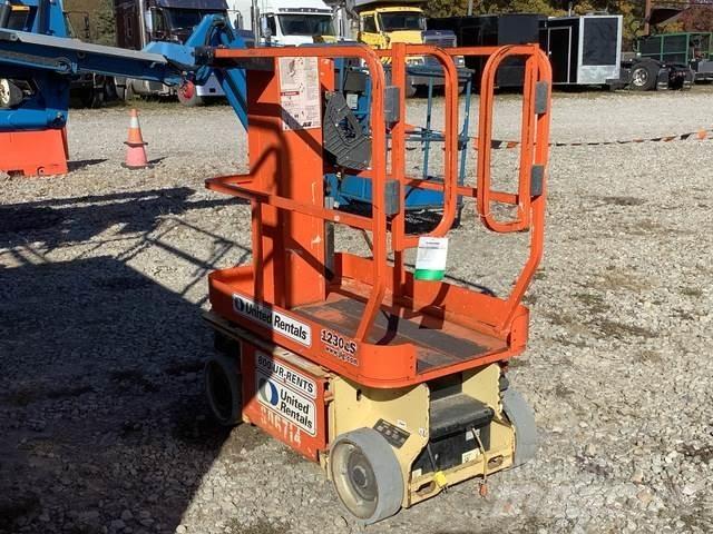 JLG 1230ES Plataformas de Mastro Vertical