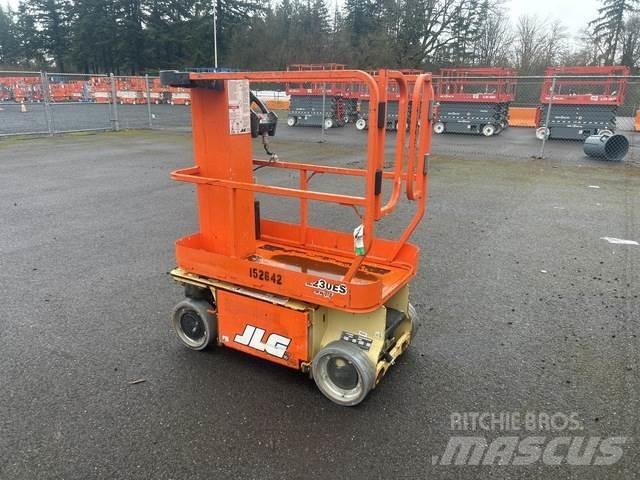 JLG 1230ES Plataformas de Mastro Vertical