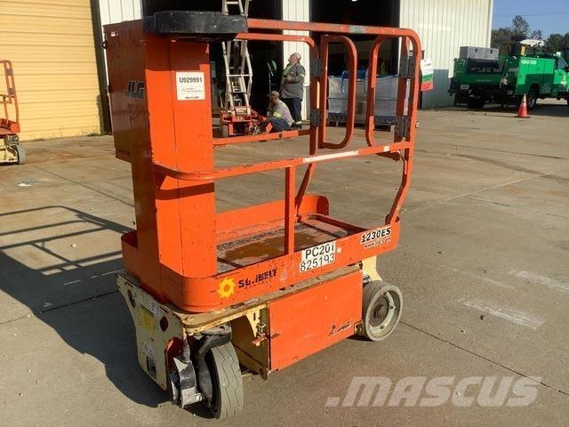 JLG 1230ES Plataformas de Mastro Vertical