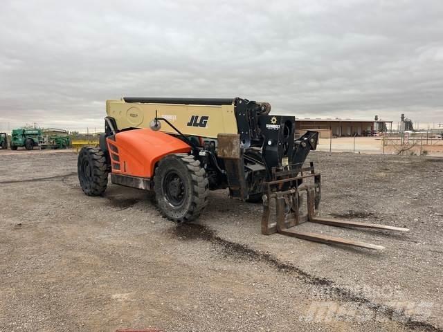 JLG 1255 Manipulador telescópico