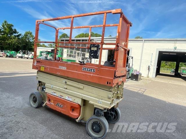 JLG 2032ES Elevadores de tesoura