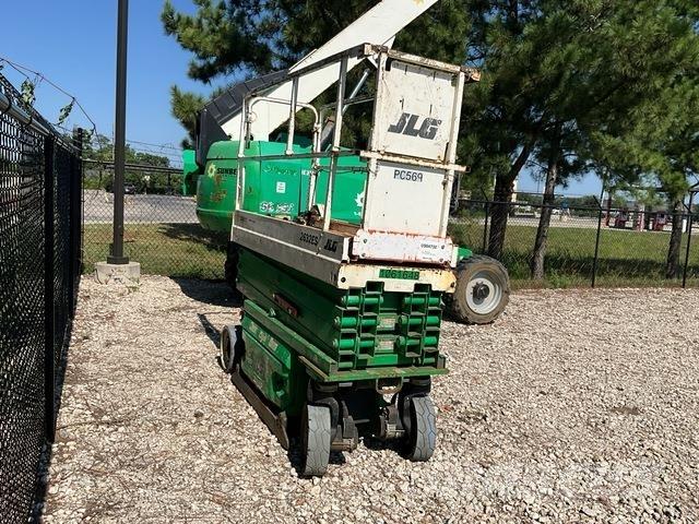 JLG 2632ES Elevadores de tesoura