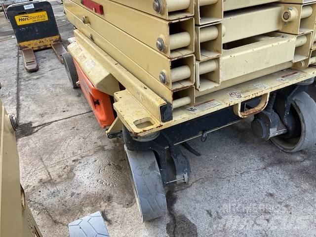 JLG 2646ES Elevadores de tesoura