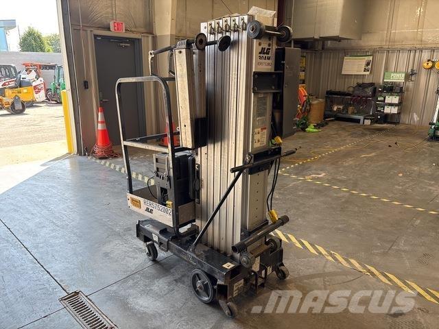 JLG 30AMDC Plataformas de Mastro Vertical
