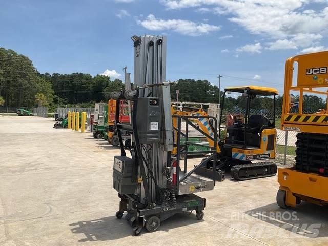 JLG 36AM DC Plataformas de Mastro Vertical
