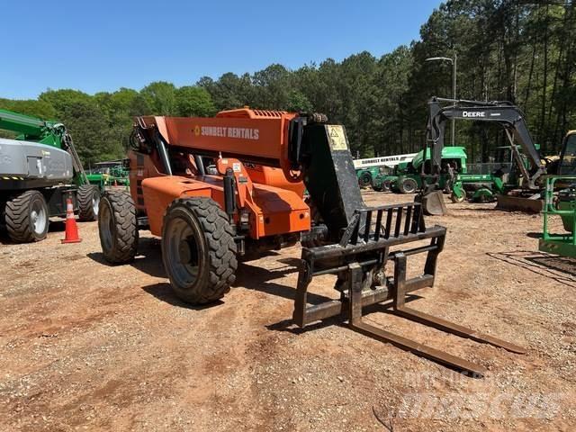 JLG 6042 Manipulador telescópico