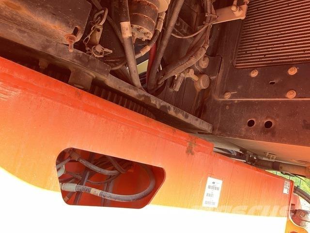 JLG 660SJ Elevadores braços Telescópicos