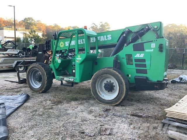 JLG 8042 Manipulador telescópico