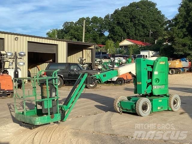 JLG E300 AJP Elevadores braços articulados