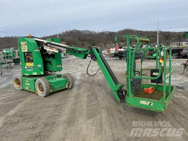 JLG E300AJ Elevadores braços articulados