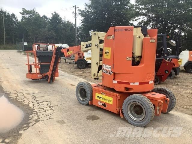 JLG E300AJP Elevadores braços articulados