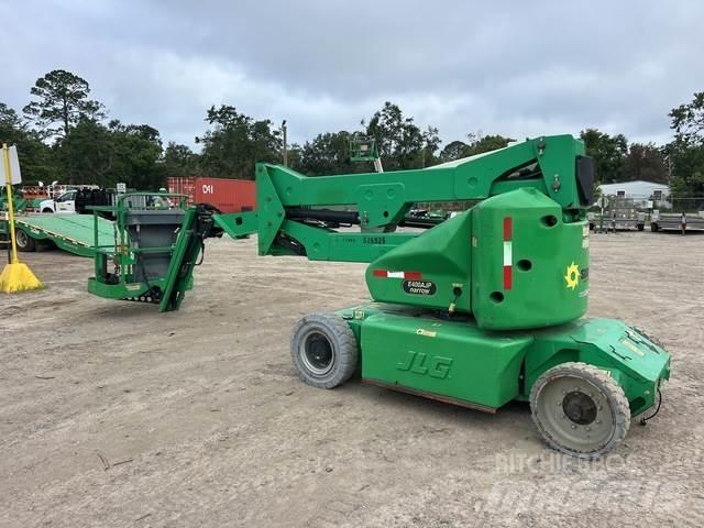 JLG E400AJPN Elevadores braços articulados