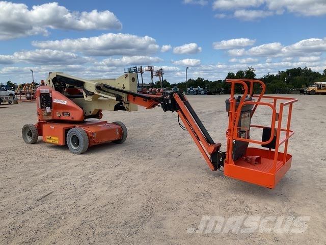 JLG E400AJPN Elevadores braços articulados
