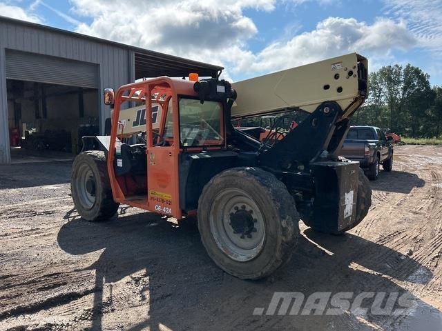 JLG G6-42A Manipulador telescópico