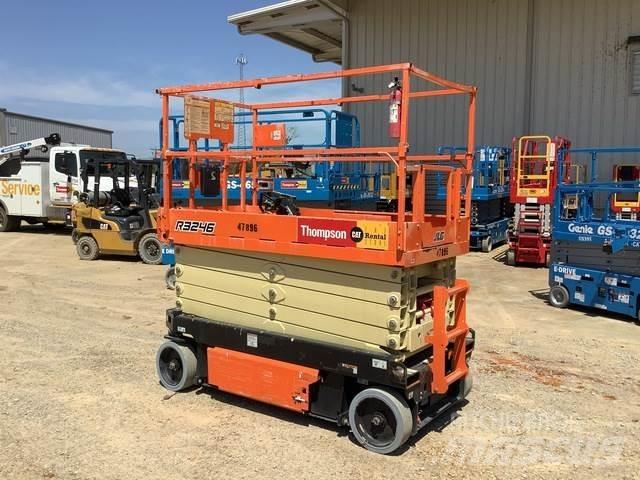 JLG R3246 Elevadores de tesoura
