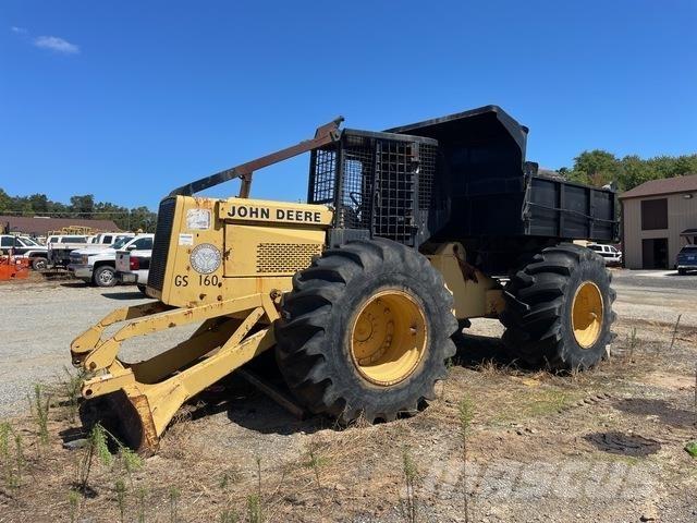 John Deere  Caminhões articulados