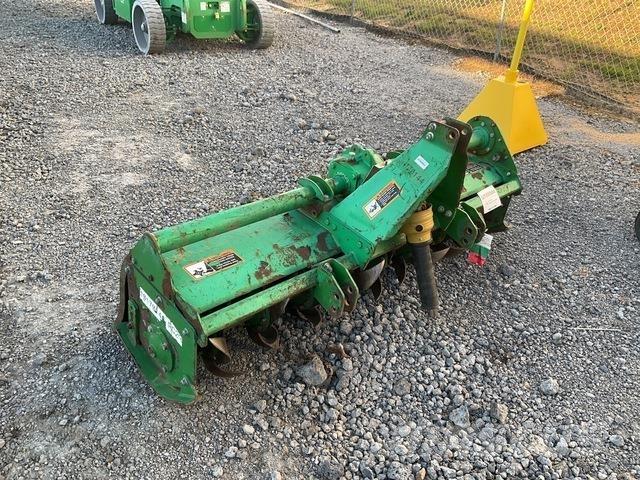 John Deere 665 Grades mecânicas e moto-cultivadores
