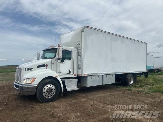 Kenworth T270 Caminhões de caixa fechada