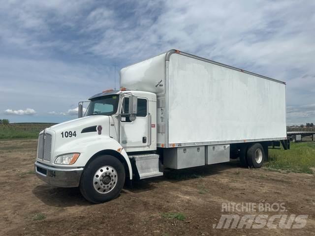 Kenworth T270 Caminhões de caixa fechada