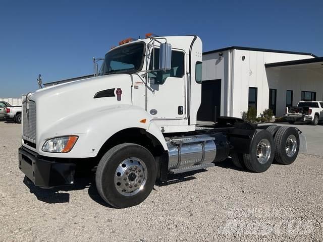 Kenworth T440 Cavalos Mecânicos