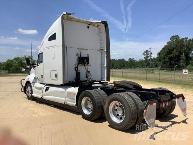 Kenworth T680 Cavalos Mecânicos
