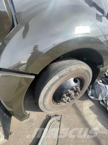 Kenworth T680 Cavalos Mecânicos