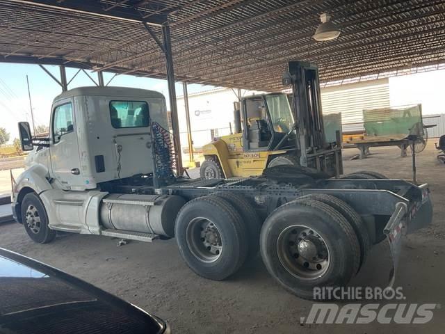 Kenworth T680 Cavalos Mecânicos