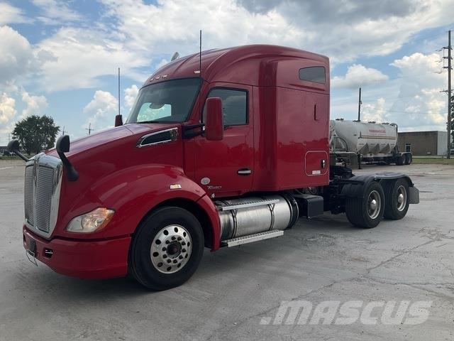 Kenworth T680 Cavalos Mecânicos