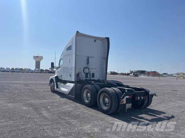 Kenworth T680 Cavalos Mecânicos
