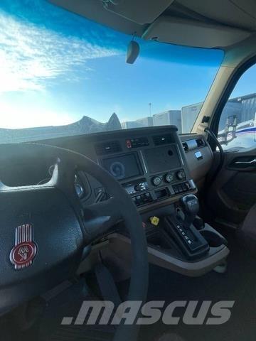 Kenworth T680 Cavalos Mecânicos
