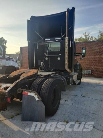 Kenworth T680 Cavalos Mecânicos