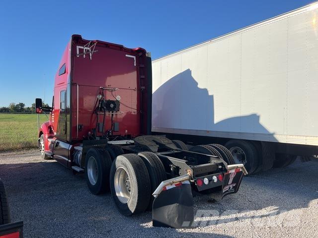 Kenworth T680 Cavalos Mecânicos