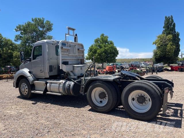 Kenworth T800 Cavalos Mecânicos