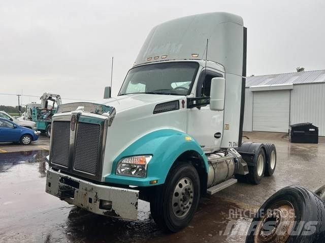 Kenworth T880 Cavalos Mecânicos
