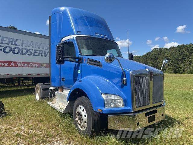 Kenworth T880 Cavalos Mecânicos