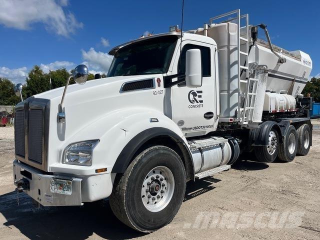 Kenworth T880 Caminhões de betonagem