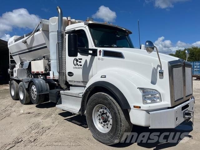 Kenworth T880 Caminhões de betonagem