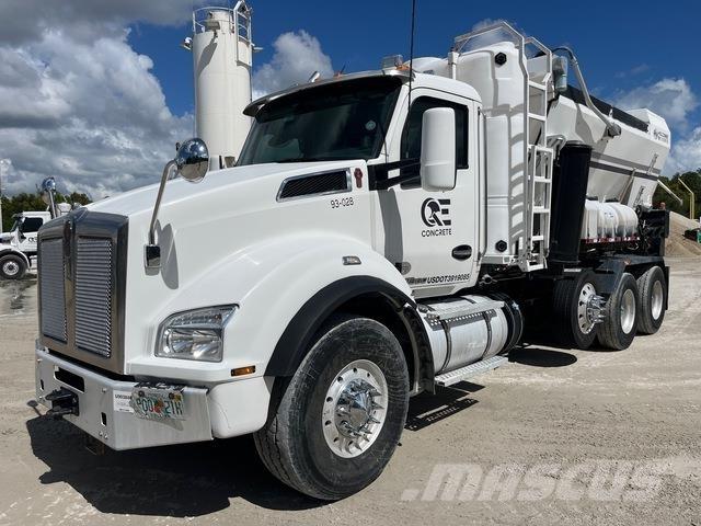 Kenworth T880 Caminhões de betonagem