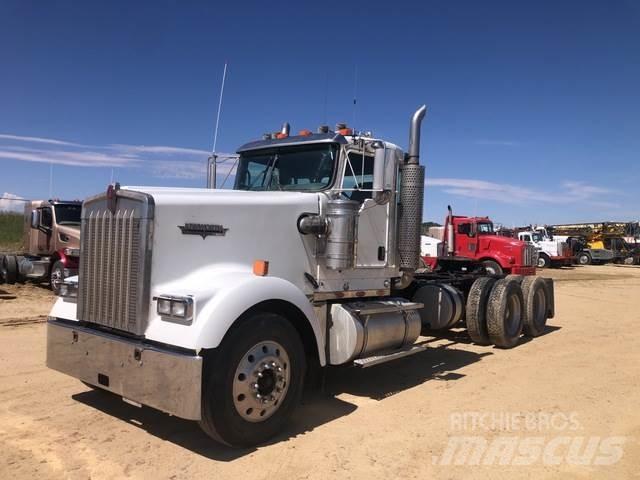 Kenworth W900L Cavalos Mecânicos
