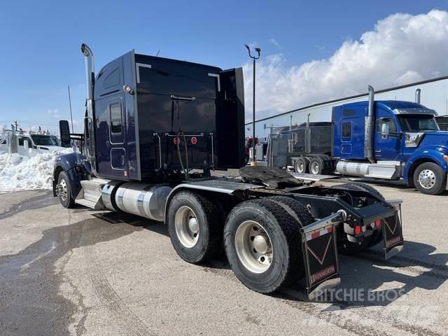 Kenworth W990 Cavalos Mecânicos