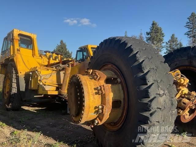 Komatsu 330M Caminhões articulados